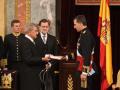 Su Majestad el Rey jura fidelidad a la Constitución Española y desempeñar fielmente su cargo