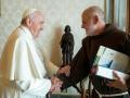 Jorge Bender saluda a su antiguo profesor y ahora Santo Padre Francisco