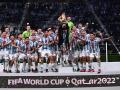 Messi levantó el trofeo al cielo de Qatar