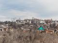 Casas destruidas por bombardeos en la ucraniana de Donetsk