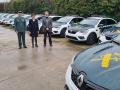 La directora general de la Guardia Civil, María Gámez, recibió los nuevos coches el pasado 20 de diciembre aunque no tuvieran postes de carga