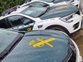 Según la Guardia Civil, los vehículos no están parados, están "en proceso de distribución"