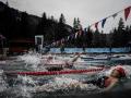 Nadadores en el Mundial de natación en aguas heladas
