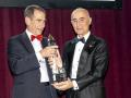 Rafael del Pino, a la derecha, recibiendo el premio de líder empresarial del año en Nueva York.