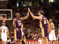 Pau debuta con los Lakers en febrero de 2008, cuando salió de Memphis Grizzlies en busca de un equipo con el que luchar por el anillo