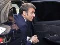 El presidente francés, Emmanuel Macron, llega para asistir a la Mesa Redonda Nacional sobre Diplomacia en el Ministerio de Relaciones Exteriores en París
