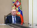 El presidente ruso Vladimir Putin preside una reunión del Consejo de Seguridad