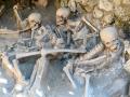Esqueletos hallados en el sector portuario de uno de los Fornicis en Herculano