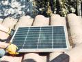Los propietarios de paneles solares no han podido tener beneficios por el excedente