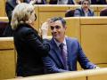 Nadia Calviño y Pedro Sánchez, en un pleno del Senado.