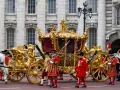 La carroza empleada por Isabel II en su coronación está fabricada en madera y pesa más de cuatro toneladas