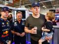 Elon Musk junto al piloto de Red Bull Max Verstappen en el GP de Miami de Fórmula 1