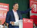 El presidente del Gobierno y líder del PSOE, Pedro Sánchez, participa en un acto electoral en Vitoria