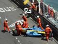 El Renault de Alonso tras su accidente en el Gran Premio de Mónaco de 2004