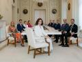 Díaz Ayuso presidiendo el primer Consejo de Gobierno tras su mayoría absoluta en mayo