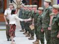 La ministra Margarita Robles, durante su visita al Cuartel General del Mando de Apoyo a la Maniobra en La Coruña