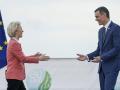 Pedro Sanchez y Ursula von der Leyen en la Cumbre Euromediterránea de jefes de gobierno y Estado