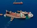 Las dos secciones del OS35 ya están sobre la superficie del agua