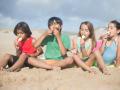 En vacaciones, suele aumentar la ingesta de alimentos preparados y el consumo de más azúcares de lo habitual.