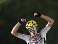 Pello Bilbao celebra su triunfo en la décima etapa del Tour de Francia