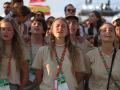Jóvenes españoles rezan en la Vigilia de oración