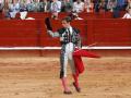 El Juli brinda desde los medios el pasado mayo en Aranjuez