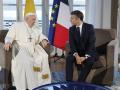 El Papa Francisco junto el presidente francés Emmanuel Macron durante su visita a Marsella
