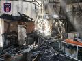 El interior quemado de una discoteca donde un incendio mató al menos a trece personas en Murcia