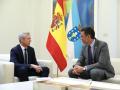 Pedro Sánchez y Alfonso Rueda en una reunión en la Moncloa