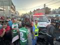 Una ambulancia fue destruida por Israel frente al hospital Al-Shifa en la ciudad de Gaza