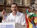 El presidente de la Junta de Andalucía, Juanma Moreno, en un acto contra la amnistía