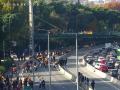 Varios centenares de manifestantes contra la amnistía se dirigen al Palacio de la Moncloa y cortan la A-6