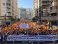 Miles de valencianos, en la manifestación contra la ley de amnistía