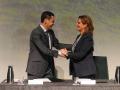 El presidente de Andalucía, Juanma Moreno, y la ministra Teresa Ribera, durante la firma del Acuerdo por Doñana