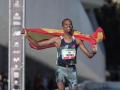Tariku Novales ha conseguido batir el récord de España de maratón