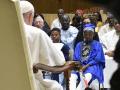 El Papa Francisco se ha reunido en el Vaticano con niños soldado, obligados a luchar en conflictos en África