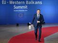 El primer ministro de Polonia, Donald Tusk, llega para asistir a la cumbre UE-Balcanes Occidentales en la sede europea en Bruselas