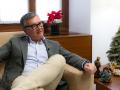 El portavoz de Vox en Andalucía, Manuel Gavira, en su despacho durante su entrevista con El Debate
