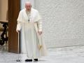 El Papa ha entrado caminando a la audiencia general del 3 de enero, la primera de 2024