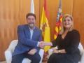 Luis Barcala, alcalde de Alicante, junto a Carmen Robledillo, portavoz de Vox en la ciudad
