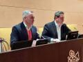 Miguel Barrachina y José María Llanos, en las Cortes Valencianas explicando la comisión de investigación