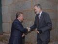 El presidente de Castilla-La Mancha, Emiliano García-Page, junto al Rey Felipe VI