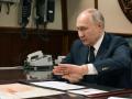 El presidente ruso Vladimir Putin durante una reunión con su ministro de Defensa, Sergei Shoigu
