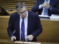El consejero de Educación de la Generalitat Valenciana, José Antonio Rovira, en las Cortes