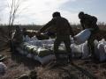 Tropas ucranianas construyen nuevas fortificaciones en la línea defensiva junto a Avdiivka