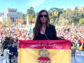 Andrea Llopart en la plaza de Cibeles (Madrid)