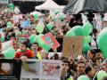 La plataforma Sí a la Vida, integrada por más de 500 asociaciones, ha convocado este domingo una marcha en Madrid bajo el lema 'Sí a la vida humana' a la que han acudido miles de personas.