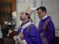 José Cobo, durante el funeral por el vigésimo aniversario del 11-M, en la catedral de la Almudena