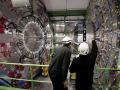 Científicos en el Gran Colisionador de Hadrones del CERN
