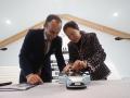 El presidente del Puerto de Ferrol, Francisco Barea, y la directora ejecutiva de Arcfox, Zheng Fang